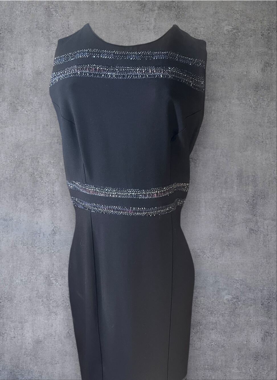 White House Black Market Body Perfecting Dress Size 6 NWT Black Tweed
